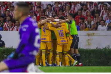 Los actuales campeones siguen entrenando a un alto nivel en el estadio Universitario