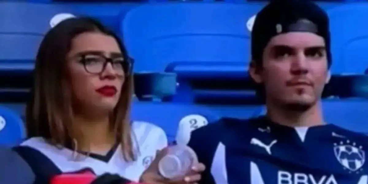 Un aficionado de Rayados demostró su infidelidad ante las cámaras y el video se volvió viral porque su pareja lo acusó de no pagar pensión alimenticia.